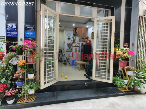 Beautiful house for rent, 1 ground floor and 3 upper floors, Chanh Hung ward, Ho Chi Minh City, area 31.5m2, price 11 million VND\/month. _0