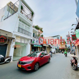 Bán nhà mặt phố tiện kinh doanh đường Thích Quảng Đức quận Phú nhuận giá rẻ vào ở ngay _0