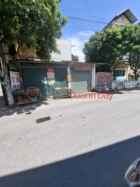 Selling C4 house on Bac Hong main axis, car to avoid business for 3.x billion TL. Contact: 0936123469 _0