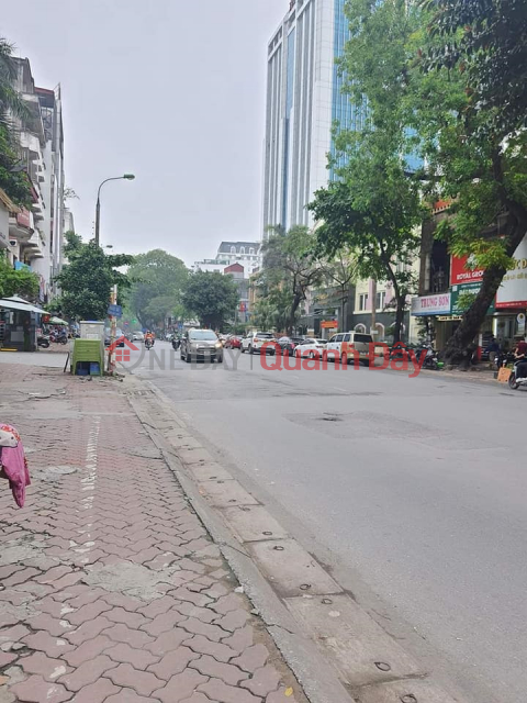 Owner needs to sell cheap land urgently, Cat Linh street, Dong Da, 70m2, mt5m, only 5.5 billion VND _0