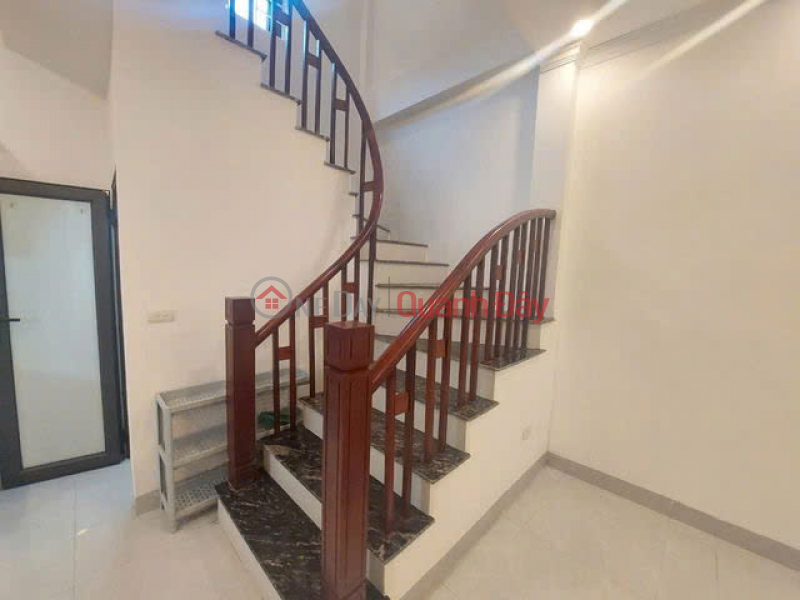 I NEED TO SELL URGENTLY A TOWNHOUSE IN PHUC LOI-LONG BIEN, 32 SQUARE METERS, 5 FLOORS, FRONTAGE 4.6 METERS, 4.6 BILLION., Vietnam | Sales | đ 4.6 Billion