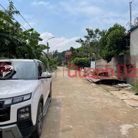 Duy nhất 1 lô thổ cư nằm trong lõi khu công nghiệp Quang Châu và Vân Trung - Giá 2 tỷ _0