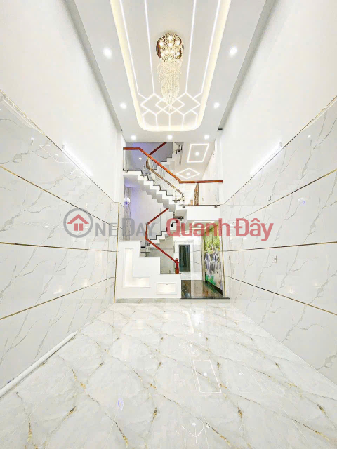 SHARP REDUCTION<br \/> ------- has a 450kg elevator A LITTLE 8 BILLION _0