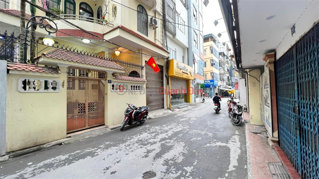 Property Search Vietnam | OneDay | Residential | Sales Listings House for sale on Vong Thi Street, Tay Ho District. 104m Frontage 9m Approximately 35 Billion. Commitment to Real Photos Accurate Description. Owner