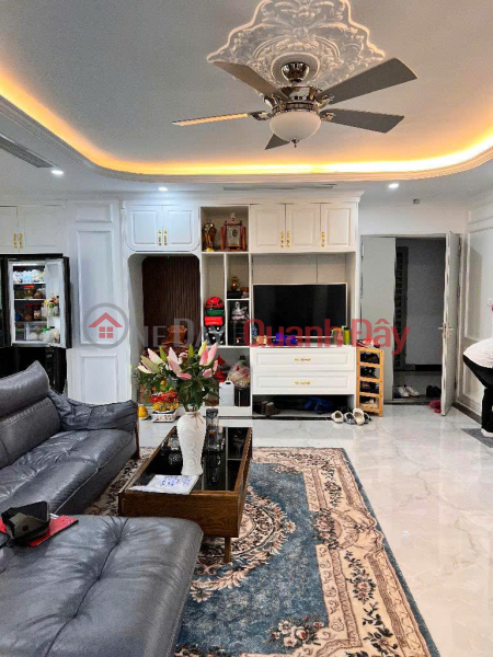 Bán căn hộ chung cư Vật Tư Du Lịch tại Trần Thủ Độ, Hoàng Mai 145m2, 3 ngủ, Giá 6.x tỷ, Việt Nam, Bán | đ 6,8 tỷ