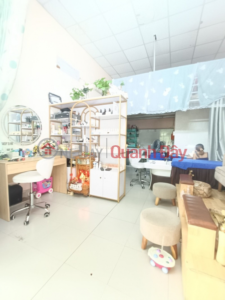 Property Search Vietnam | OneDay | Residential Sales Listings | House for sale on Nguyen Xi - Social area leading to the house - Usable area 152.8m2 - Suitable for new construction