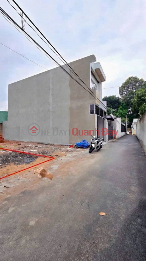 Bán đất ngay ngã tư Tân Phong, sau PCCC, đường nhựa 5m chỉ 2tỷ490 _0