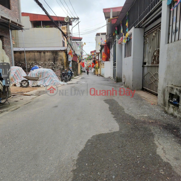 Land for sale in Thuan Thanh, Bac Ninh. 78m2 * frontage 5.4m * 2.8 billion. 2 open sides, car access. Sales Listings