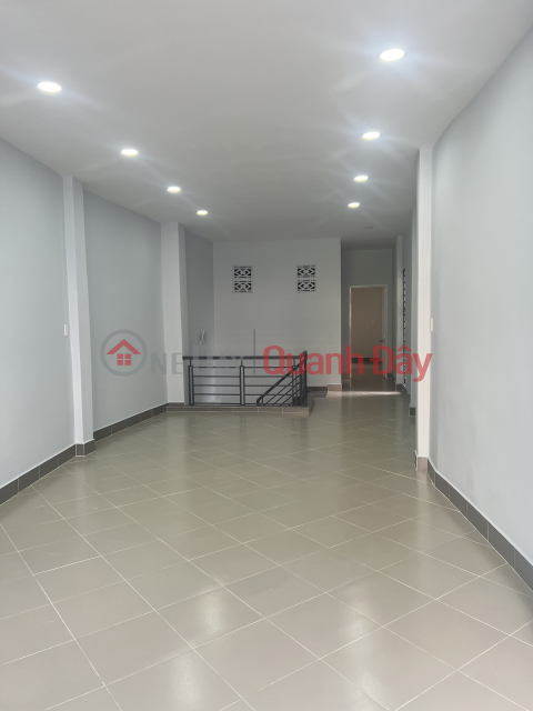 House for sale on MT Le Hong Phong District 10 _0