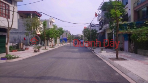 Selling 2 plots of land on Khuc Thua Du street with good business _0