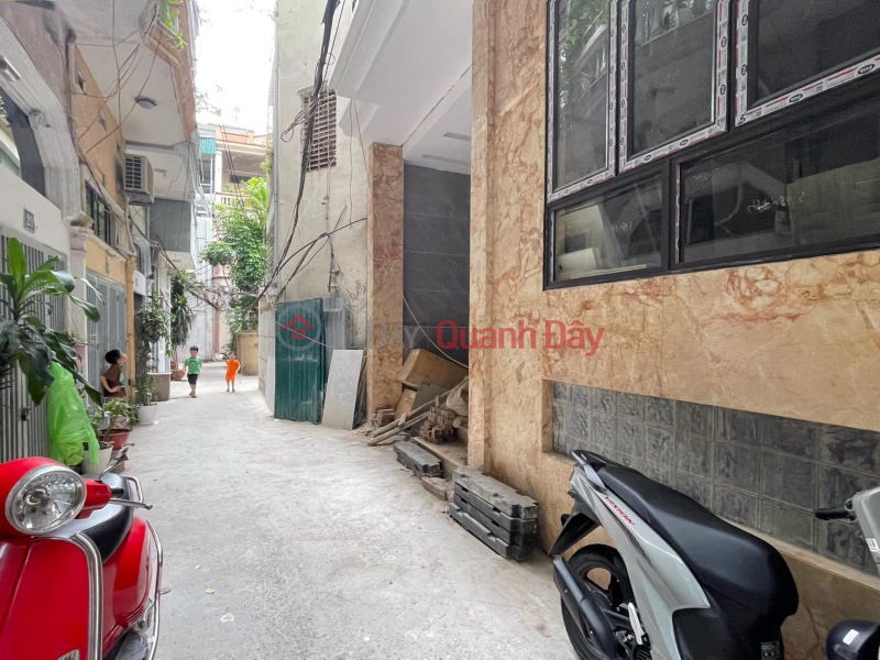 11 BILLION CCMN HAO NAM, DONG DA - RARE LOCATION - 1 BASEMENT, 8 ABOVE FLOORS - 14 FULLY FURNISHED ROOM - REVENUE 1 Sales Listings