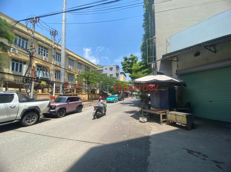 Bán Nhà Chính Chủ - Đường ô tô tránh, phù hợp đầu tư kinh doanh Niêm yết bán