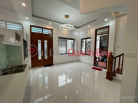 House for sale with 5 floors with 4.5m frontage in Lai Xa, Kim Chung, very nice design, luxurious interior, fully functional _0