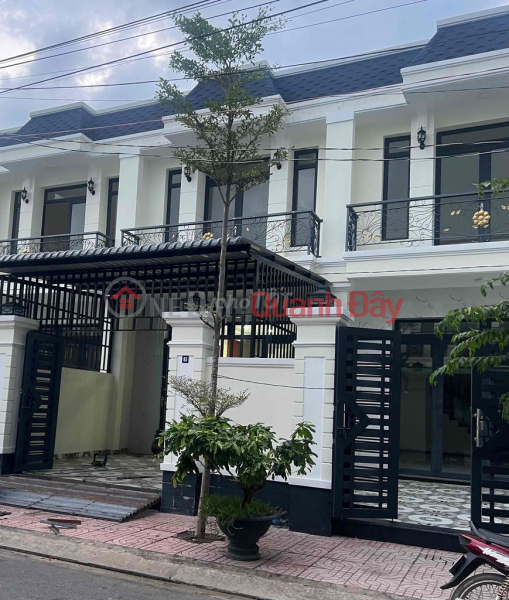 Urgent sale of 100m2 street front house near Cau Tram Industrial Park, Can Duoc District, Long An. Sales Listings