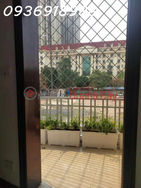 Làm ơn chọn, Nhà ở Niêm yết bán | đ 20 tỷ