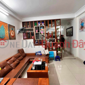 Corner lot of Truong Dinh, car parking at the door, open alley, owner built reinforced concrete himself, sturdy, ready to move in, 45m2*4 floors _0