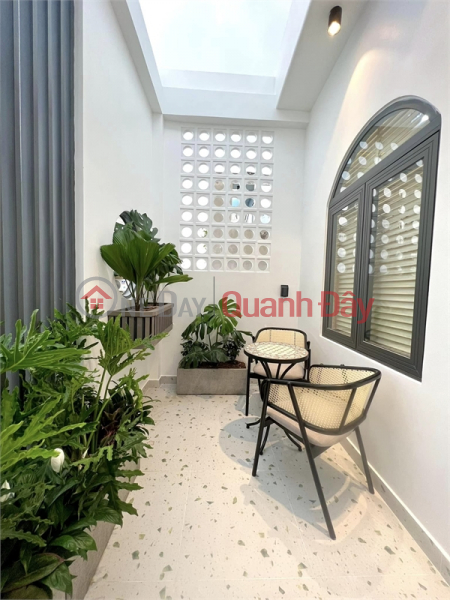 ₫ 4.38 Billion SmartHome 3 floors fully furnished – Quang Trung, Ward 11, 4.38 billion