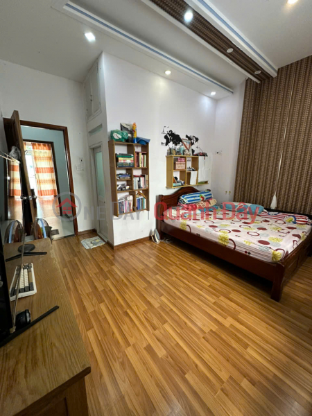 NHÀ VỊ TRÍ ĐẸP NGAY TRUNG TÂM THỊ TRẤN NHÀ BÈ, (95.7M2) CHỈ 7.45 TỶ. LH;0903442958. | Vietnam | Sales đ 7.45 Billion