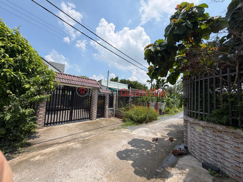 URGENT SALE OF LARGE PLOT OF LAND – FULLY RESIDENTIAL – WITH EXISTING HOUSE – EXCELLENT PRICE Sales Listings