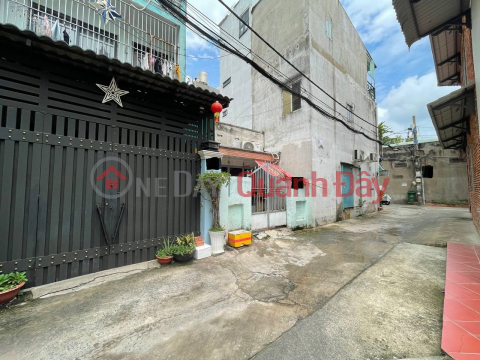 Private house for sale, area 68m2, 5m truck alley, Tan Thang Street, Tan Phu District _0