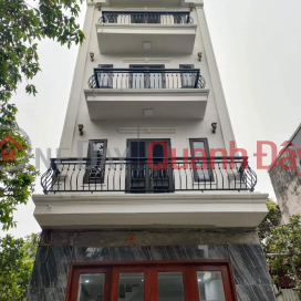 HOUSE FOR SALE IN DONG NGAC - BAC TU LIEM - AREA 35M2 - 5 FLOORS - FRONTAGE 5M - PRICE 5.7 BILLION - FOR RESIDENCE, BUSINESS _0