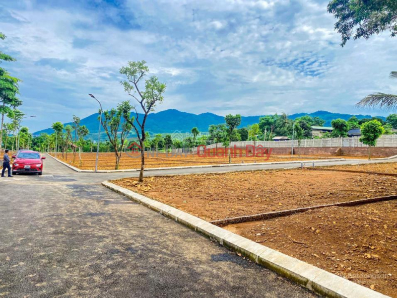 ₫ 1.92 Billion | Urgent sale of 160m² plot of land next to Dong Xuan primary school, 10m frontage, 16m square side to build a garden villa.