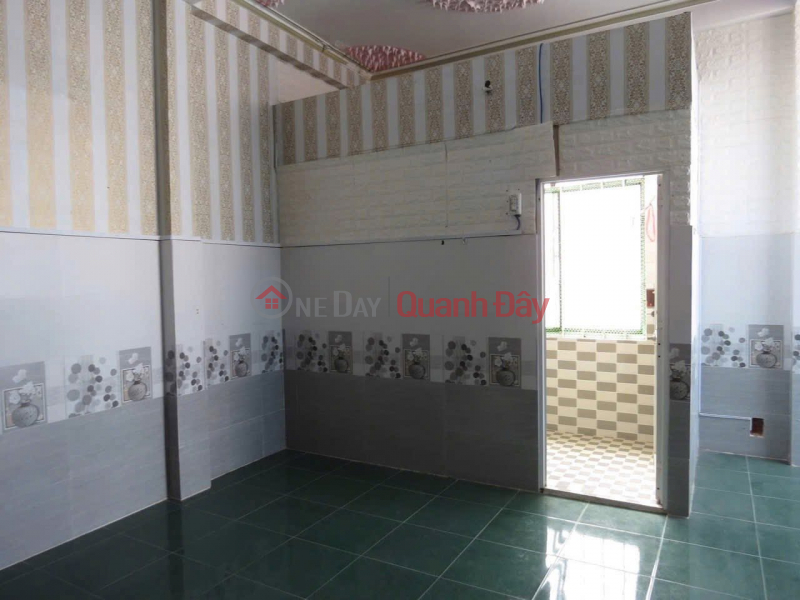 đ 3.7 Billion 3-STORY HOUSE FOR SALE IN THE CITY CENTER, ALLEYWAY NEAR THE WATER SUPPLY AREA, NHA TRANG