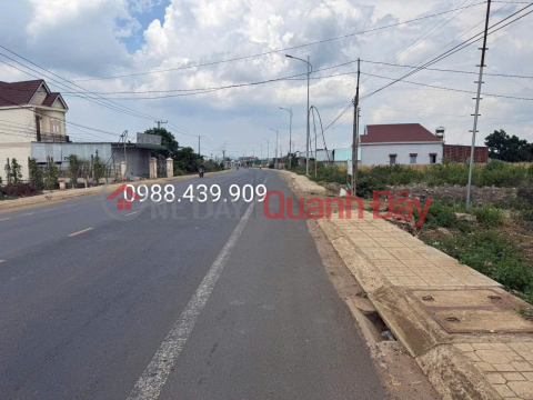 480m2 land for sale on paved road 724, R'chai Phu Hoi - Duc Trong - Lam Dong. Price: 3.5 billion VND. _0