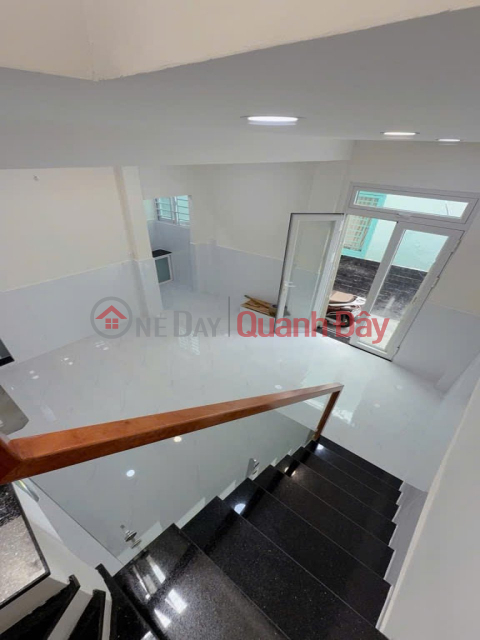 Beautiful house 1 axis 2 floors 27m2 – Pham Ngu Lao District _0