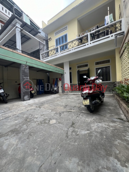 , Please Select | Residential Sales Listings | đ 11.9 Billion