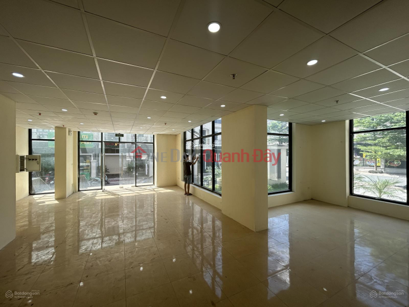The owner is selling the base shophouse, apartment 103, building M5 Mipec Kien Hung | Vietnam | Sales ₫ 4.6 Billion