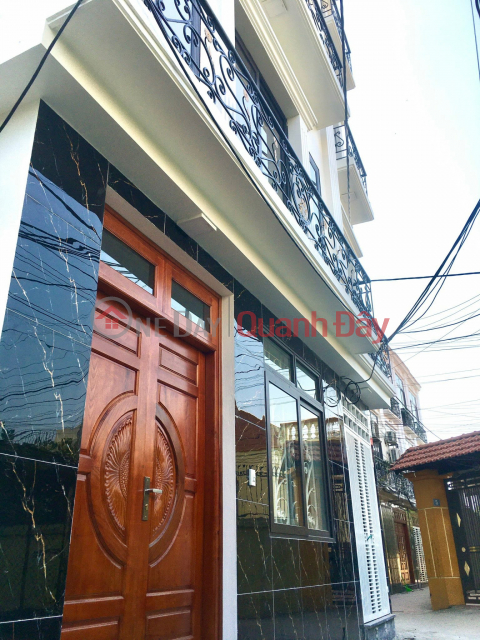 House for sale with 3 floors close to Thanh Ha urban area Car parked 30m Red book is available SUPER CHEAP price _0