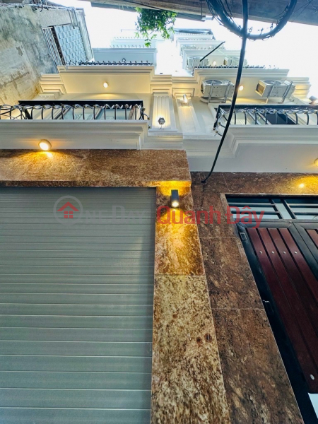  Please Select, Residential Sales Listings đ 14.5 Billion