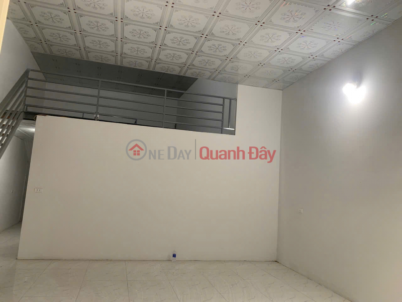 Land for sale with house - Red book, owner's name - near Quang Minh Industrial Park Sales Listings