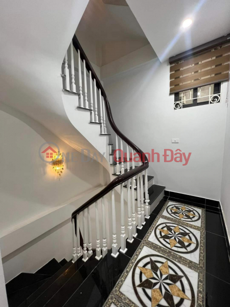 Owner for rent, beautiful new apartment, Yen Hoa Area, 87m2x 4.5T - 18 Million, Office, Business Rental Listings