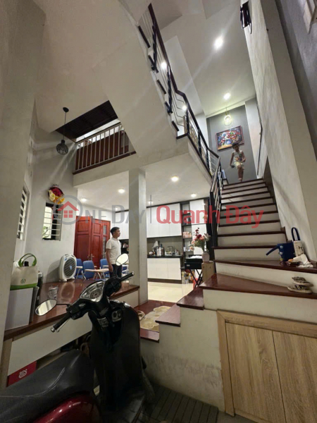 BEAUTIFUL HOUSE FOR SALE - GOOD LOCATION IN ME TRI - CORNER LOT - ALLEY FRONT, CARS CAN PARKING AT THE DOOR, Vietnam Sales, đ 8 Billion