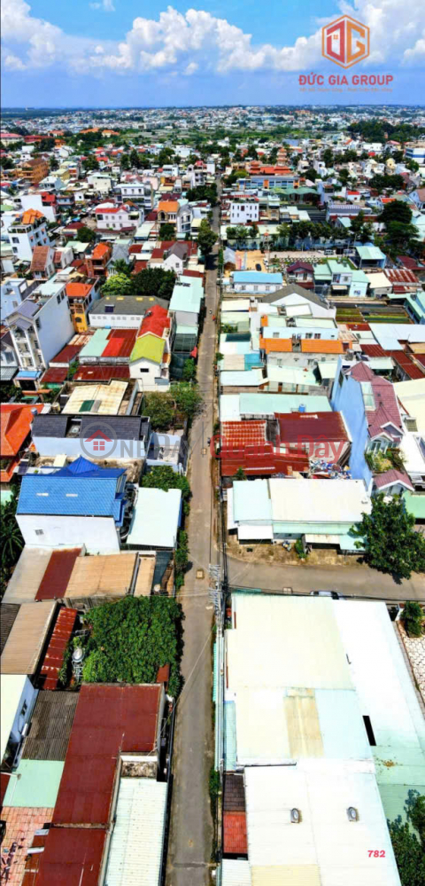 Land with 2 frontages, 360m2, 7m wide asphalt road, near Tan Tien market, cheap price _0