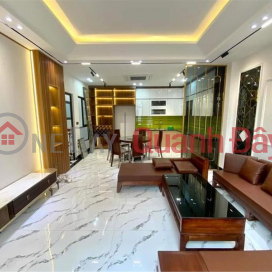 House for sale, lane 139 Nguyen Van Cu, 40m, mt 4m, 5 floors built by people, close to cars, Long Bien center, 3 billion. _0