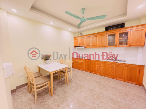 House for sale on Luong Ngoc Quyen street, 40m2 x 5 floors, 30.5 billion, top business _0