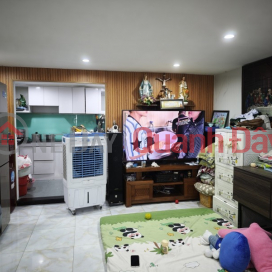 Two-story house for sale in an alleyway near AEON Mall, 1 minute from the beach, 3.25 billion VND, wider at the back. _0