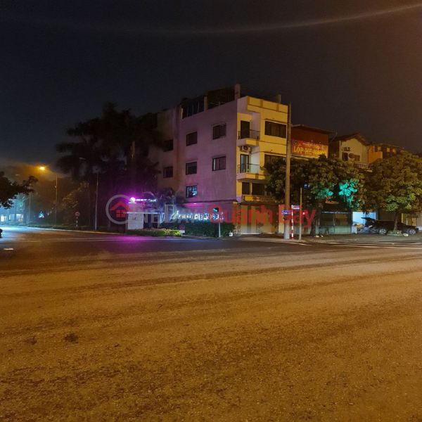 Land for sale in Gia Lam, Hanoi. 200m2, 8x25 mold, very nice, large car road. Contact 0989894845 Sales Listings