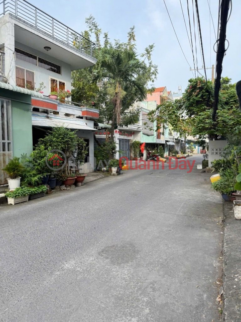 House for sale on Nguyen Ngoc Cung - great business location _0
