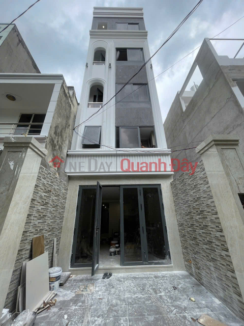 Stunning new 4-story house with elevator, fully furnished, 6 bedrooms, parking space, near Le Van Viet street. _0
