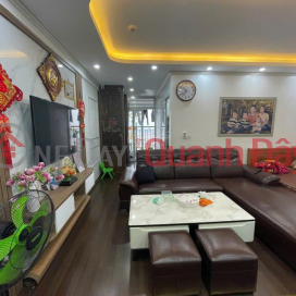 Bán căn hộ chung cư tầng cao, view đẹp, full đồ _0