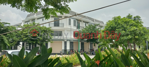 Townhouse 1 ground floor 1 mezzanine 1 floor, Near the center of Binh Duong New City, Price 2.4\/billion\/unit, Price without additional costs, Land _0