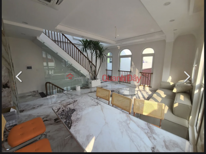 House for sale: Hoa Bang Area: 50m2 \\/ 6 floors \\/ MT 7m \\/ PRICE 10.6 billion Sales Listings