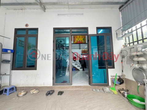 Chỉ với 2,8 tỷ sở hữu ngay căn nhà C4, 2PN, 2 WC, nằm ngay cạnh KCN Quang Minh _0