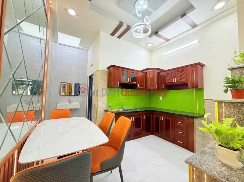 đ 5.19 Billion | Owner selling a beautiful house in Hiep Thanh Ward, District 12 - 6m wide alley accessible by car, near Hiep Thanh market, ready to move in.