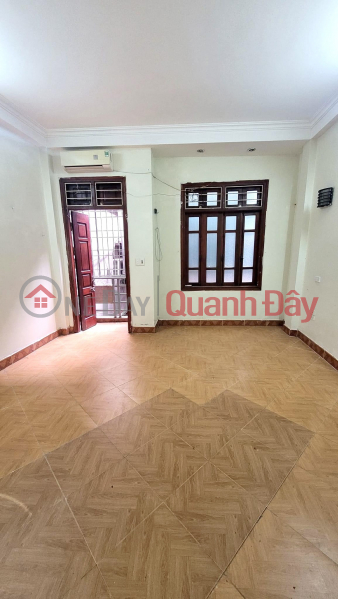 Selling house on Chien Thang street - Ha Dong, 37m x 3 floors, 2.6 billion, parking car Sales Listings