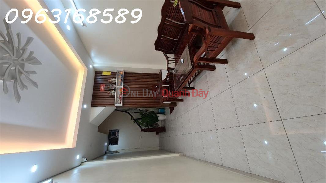 Property Search Vietnam | OneDay | Residential | Sales Listings | 8.3 billion, house for sale on Chien Thang alley, parked car, 50m2, 6 floors, Business, Fully furnished.